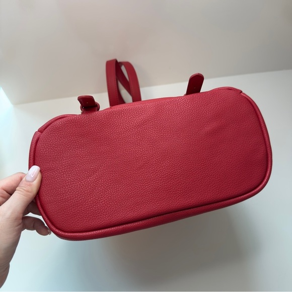 Like new! Y2K Tommy Hilfiger Red Leather Backpack – Gold Hardware - Picture 9 of 10